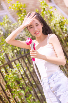 一女多男两根同时进去TXT